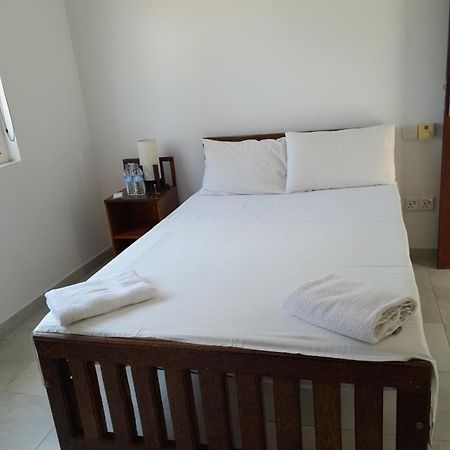 Amssler Beach Stay Kalutara Zewnętrze zdjęcie